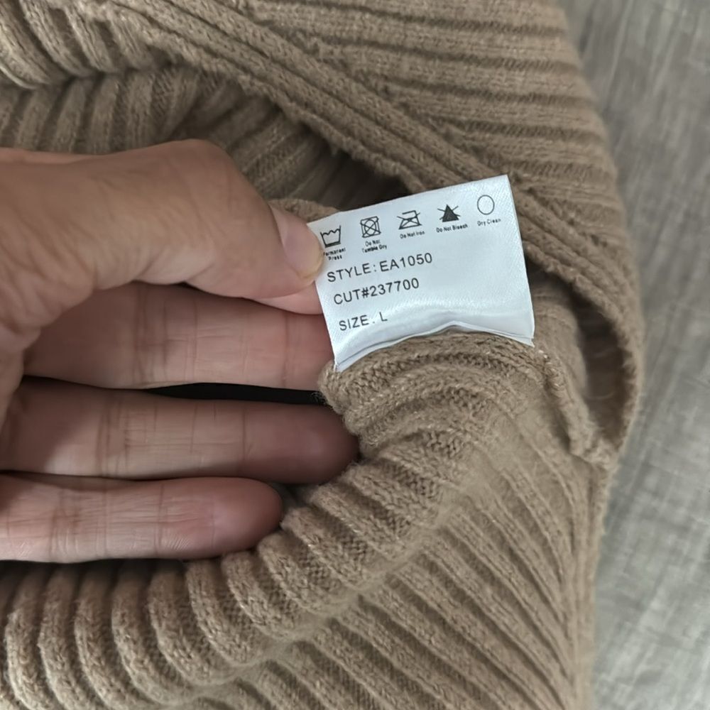 Cream Fashion Nova Long Sweater - L - Picture 6 of 6